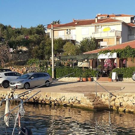 Apartments And Rooms Ljubica لون المظهر الخارجي الصورة