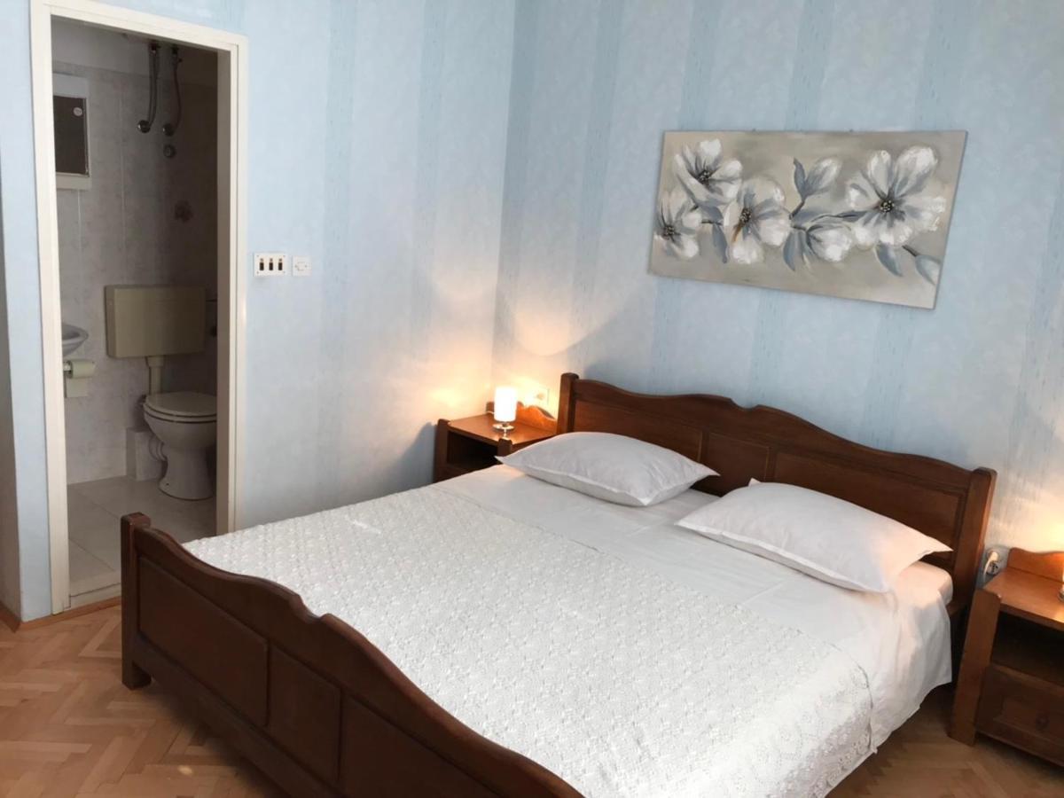 Apartments And Rooms Ljubica لون المظهر الخارجي الصورة
