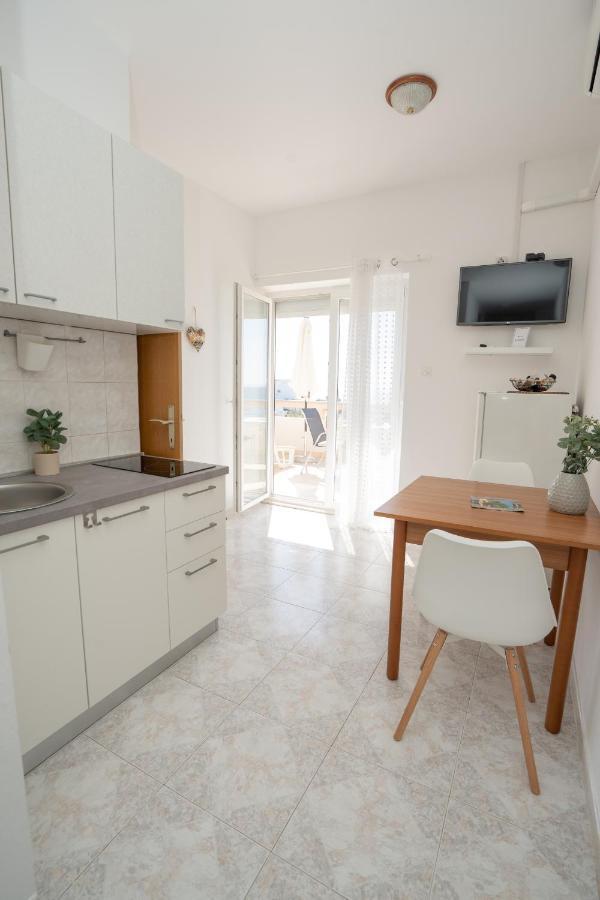 Apartments And Rooms Ljubica لون المظهر الخارجي الصورة