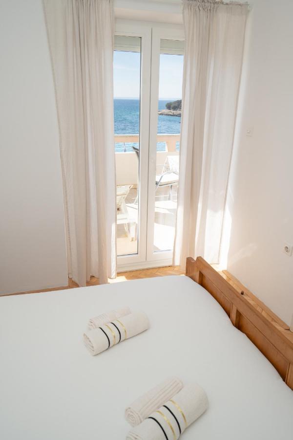Apartments And Rooms Ljubica لون المظهر الخارجي الصورة