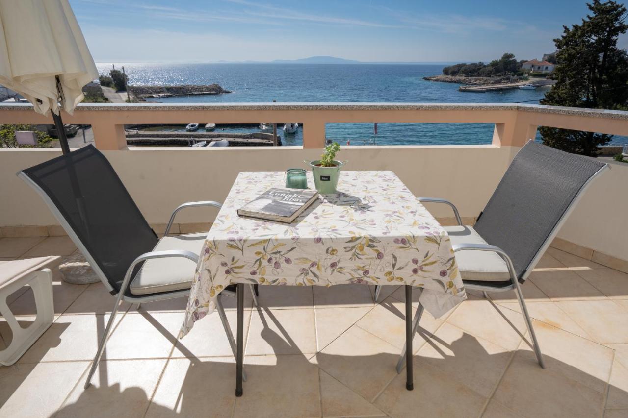 Apartments And Rooms Ljubica لون المظهر الخارجي الصورة